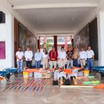 Manuel Esquivel, Entrega Material y Equipo a Jefes de Tenencia
