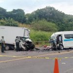 Choque frontal deja cinco muertos y seis heridos en La Autopista de la Muerte