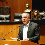 Senado aprueba por unanimidad reforma de Raúl Morón para transformar las bibliotecas en espacios incluyentes y plurilingües