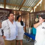 Manuel Esquivel Comparte con Adultos Mayores de la Instancia “Hilos de Plata”