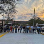 Jose Francisco Suazo Inaugura pavimentación en la colonia Texas de La Unión