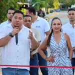Manuel Esquivel Inaugura Calle Tiquicheo en la Tenencia Las Guacamayas