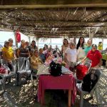 DIF Municipal Realiza Convivencia en Playa a Adultos Mayores