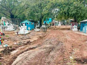 Concluye Gobierno de Lázaro Cárdenas limpieza de panteones municipales